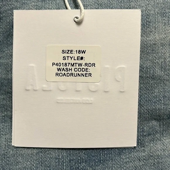 NWT Pistola Jean Shorts Size 18W - Picture 9 of 10